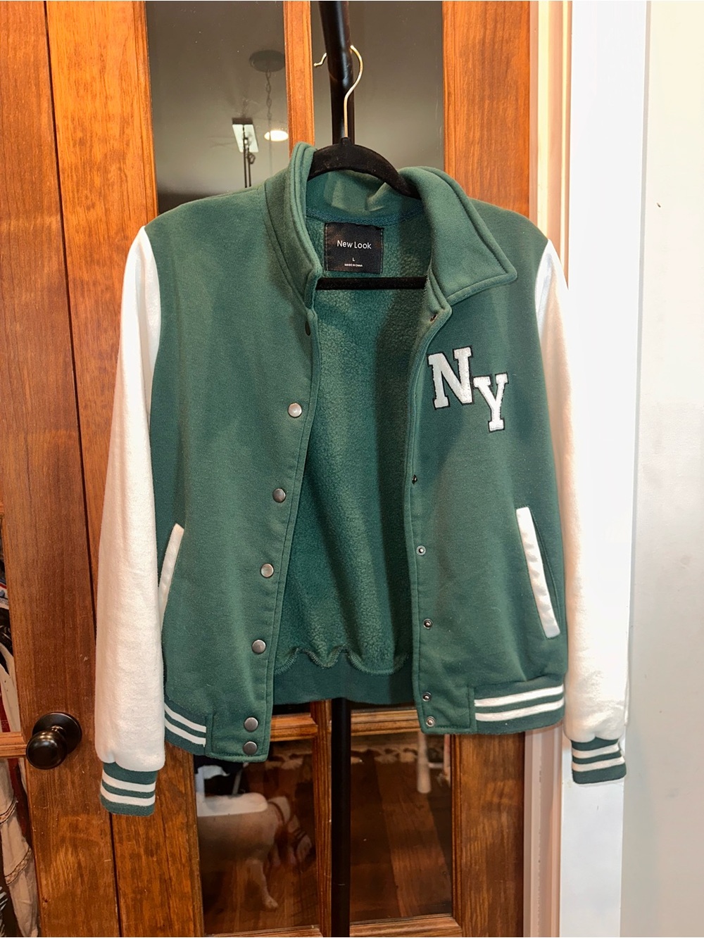 Yankees Size Large Women's New Look Green and White NY Varsity Jacket - Picture 2 of 10